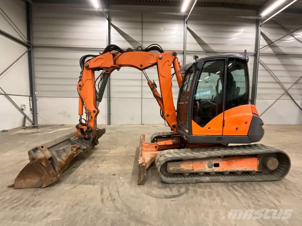 Mecalac 10 MCR Paletli ekskavatörler