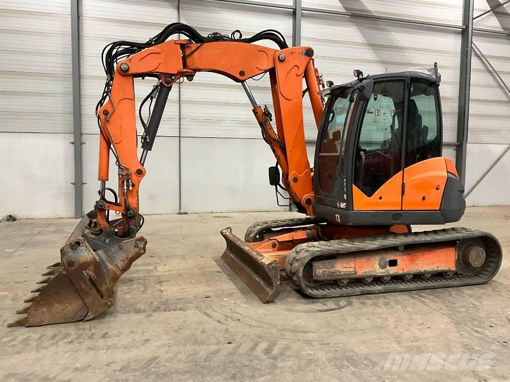 Mecalac 10 MCR Paletli ekskavatörler