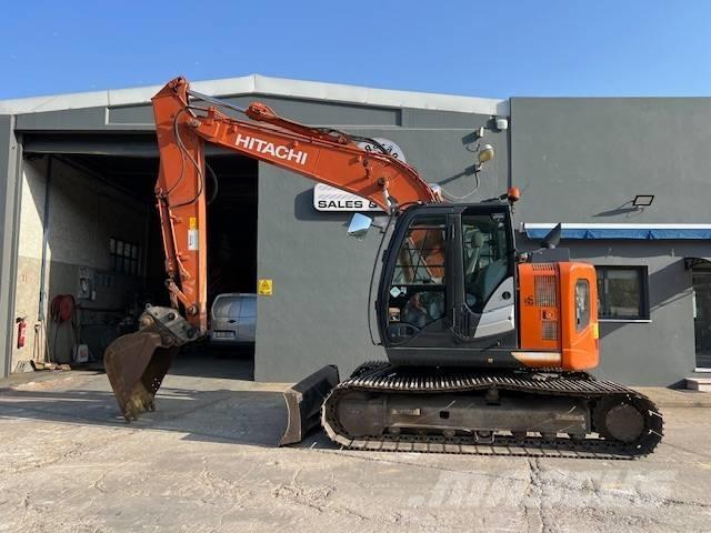 Hitachi ZX 135 US-6 Paletli ekskavatörler