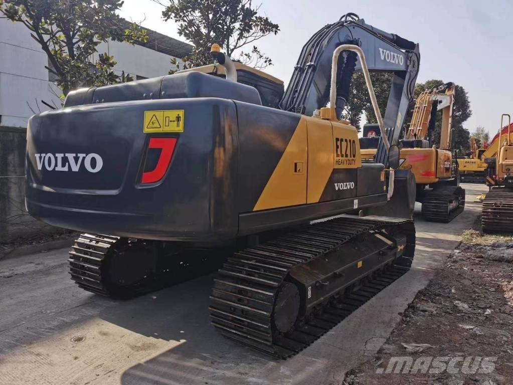 Volvo EC 210 Paletli ekskavatörler
