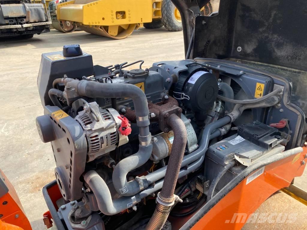 Hamm HD 10C VV Çift tamburlu silindirler