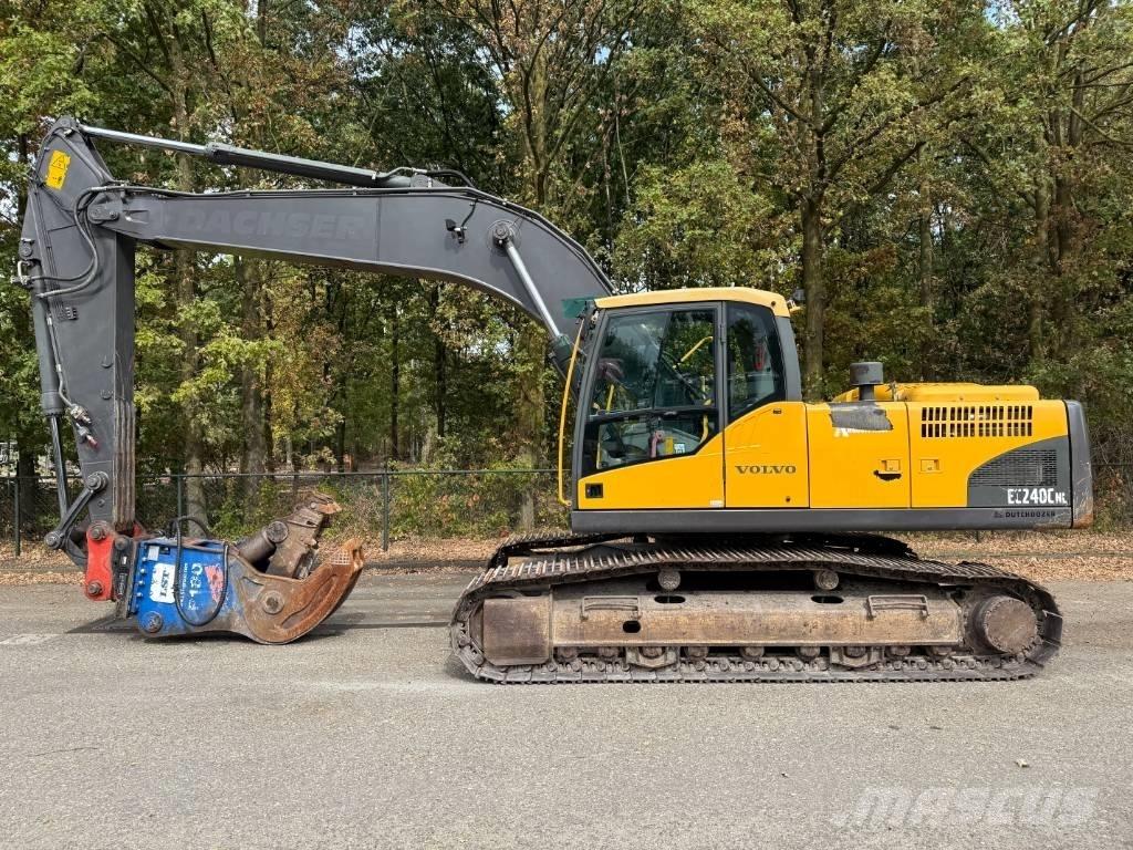 Volvo EC 240 C N L Paletli ekskavatörler