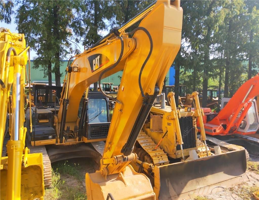 CAT 325C Paletli ekskavatörler