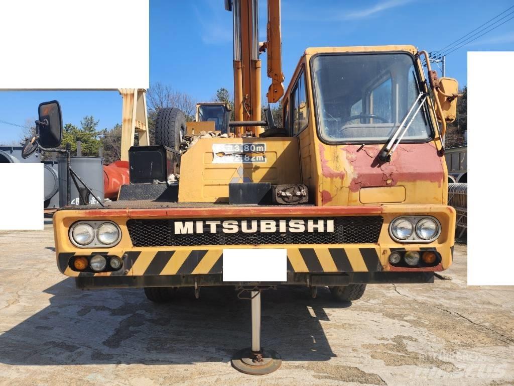 Hyundai HC 50 Yol-Arazi Tipi Vinçler (AT)