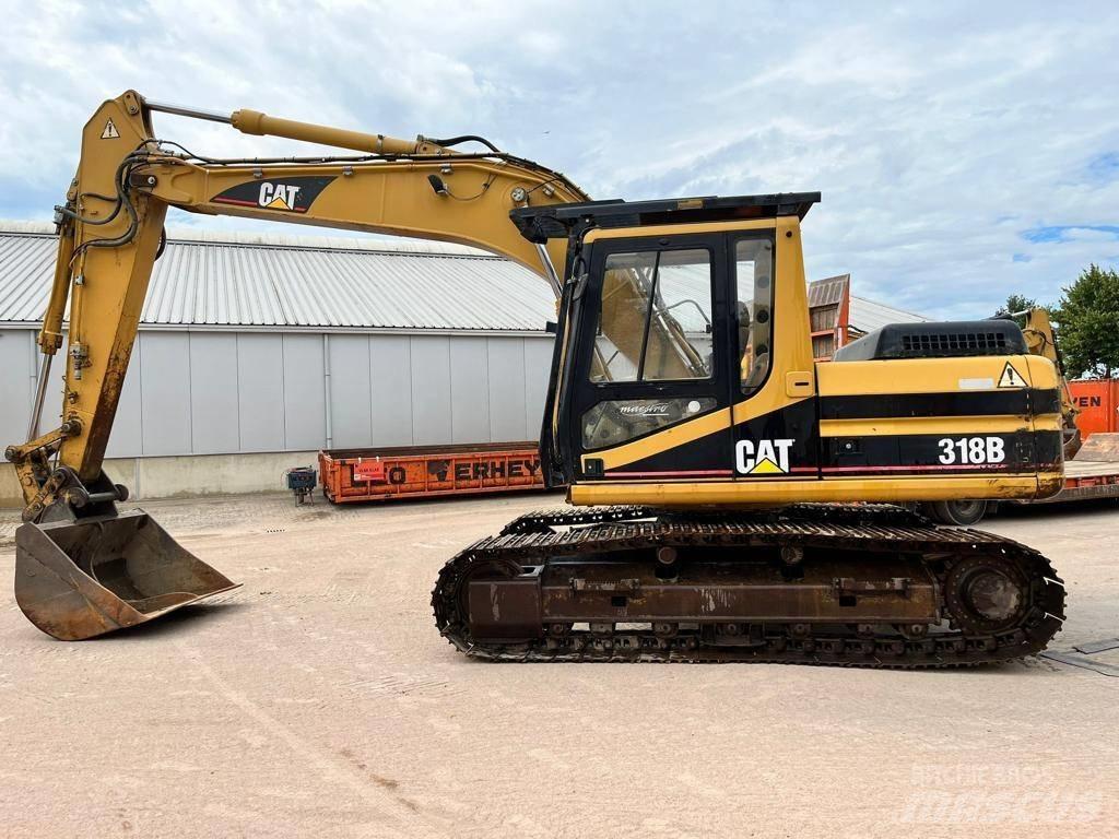 CAT 318BL Paletli ekskavatörler
