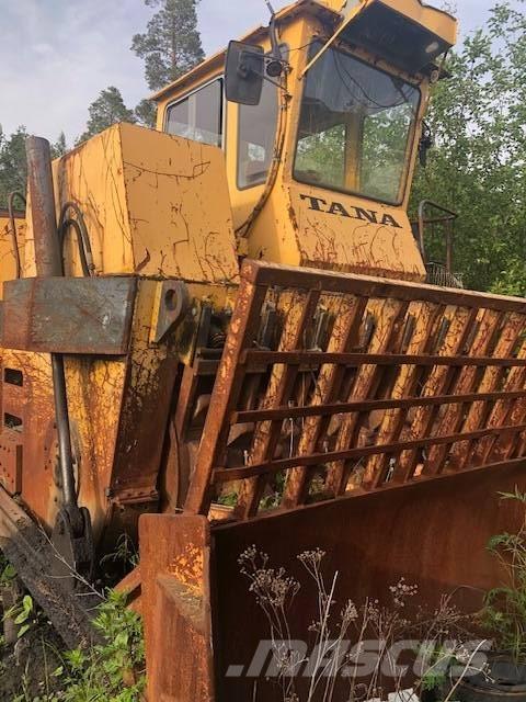 TANA 30 Diger yol bakim makinalari
