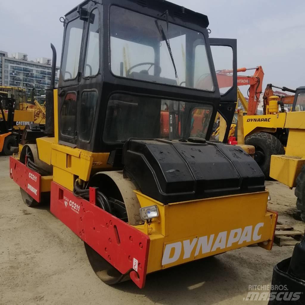 Dynapac CC 211 Çift tamburlu silindirler