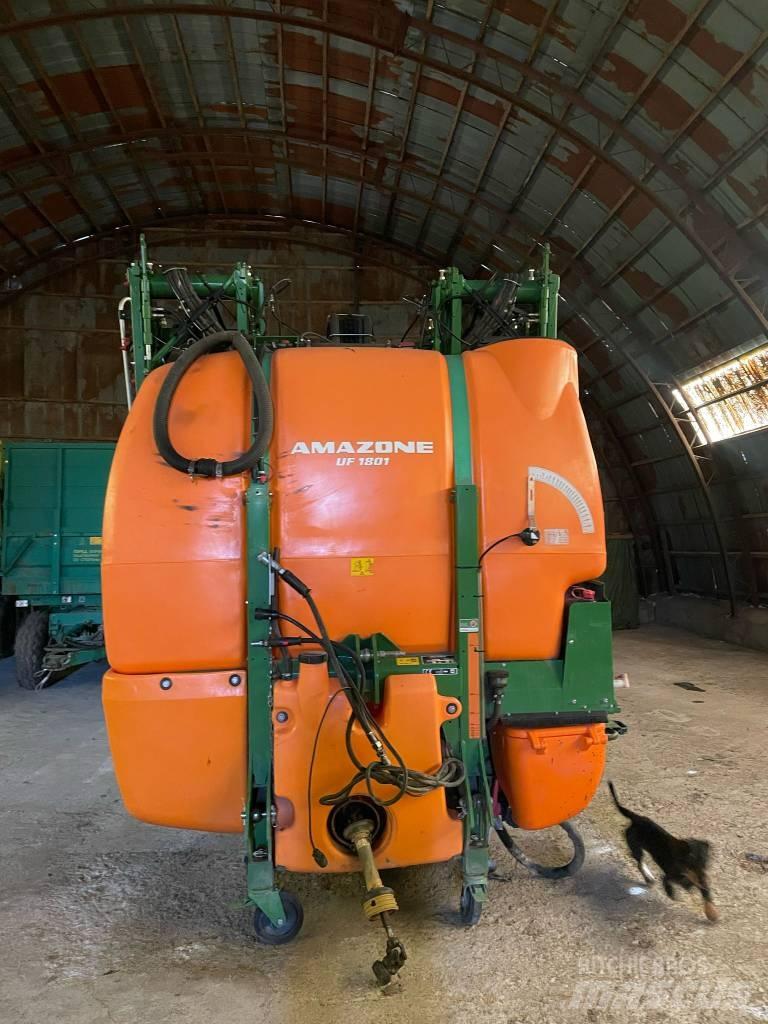 Amazone UF 1801 Monte edilebilir pülverizatörler