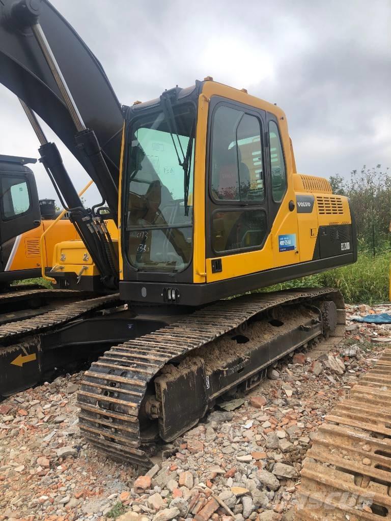 Volvo EC 210 D Paletli ekskavatörler
