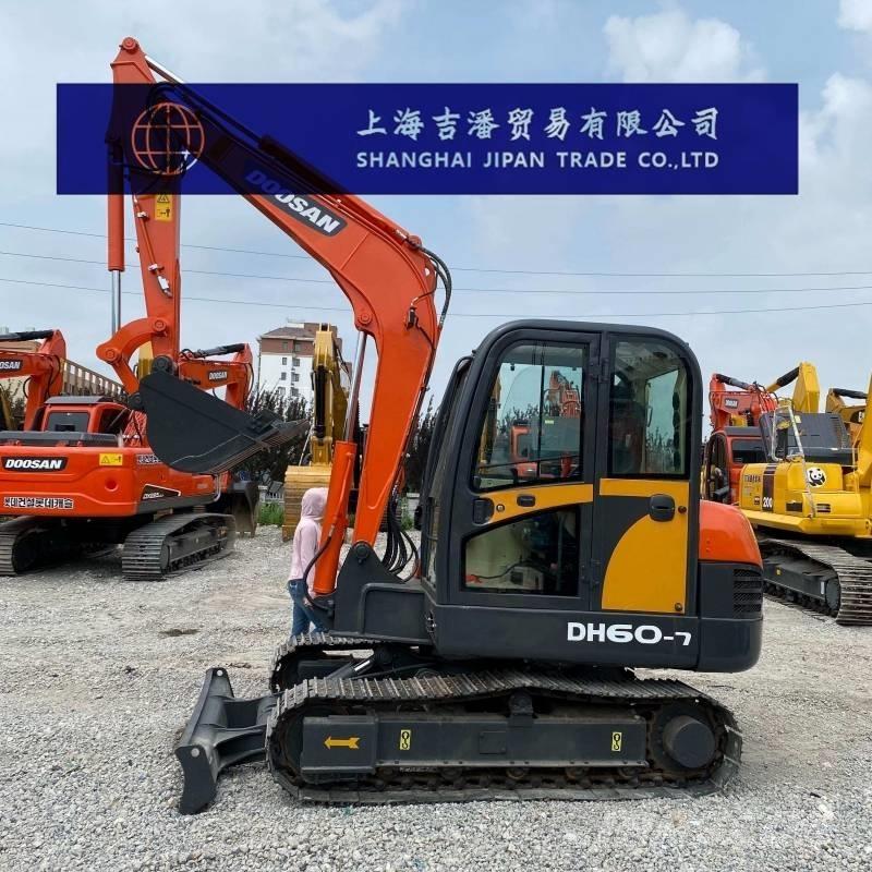 Doosan DH 60 Paletli ekskavatörler