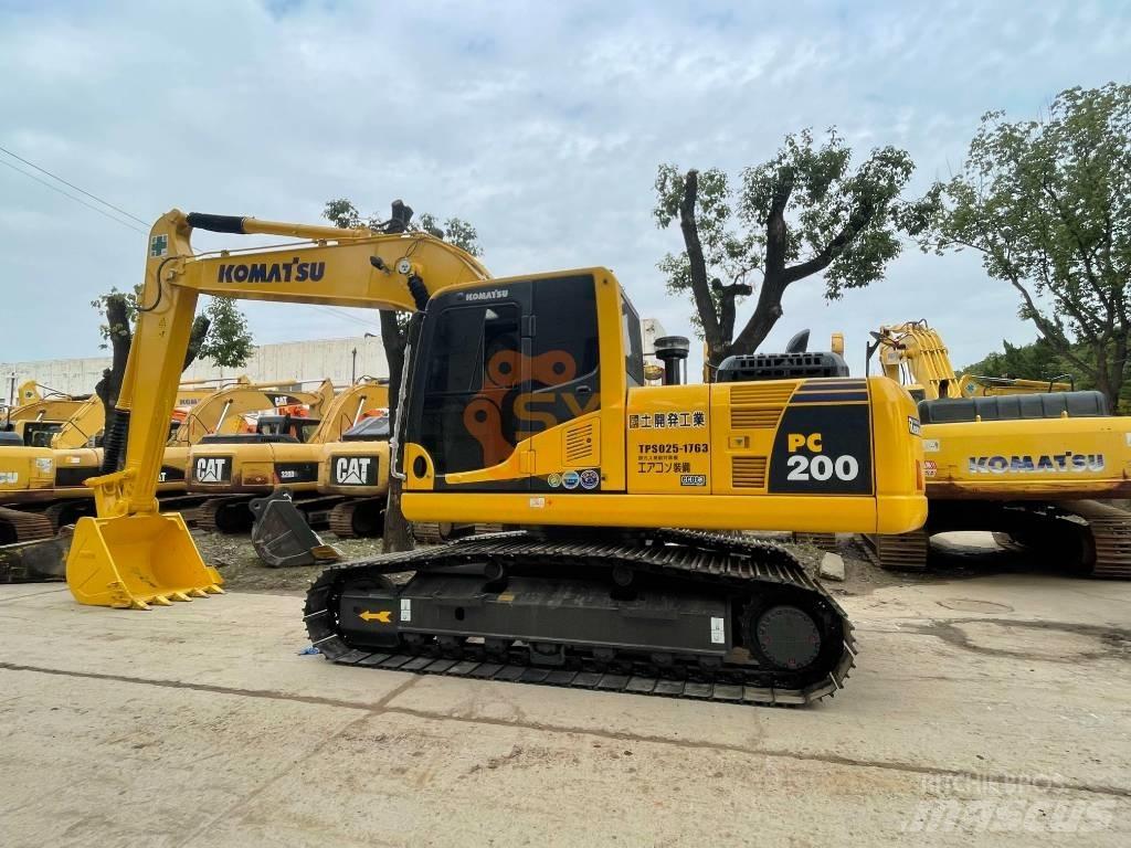 Komatsu PC 200 Paletli ekskavatörler
