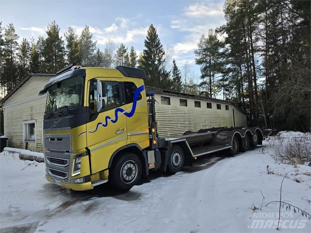 Volvo FH 16 750 Orman makinesi taşıma kamyonları