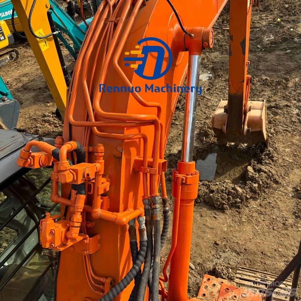 Hitachi ZX 135 US Paletli ekskavatörler