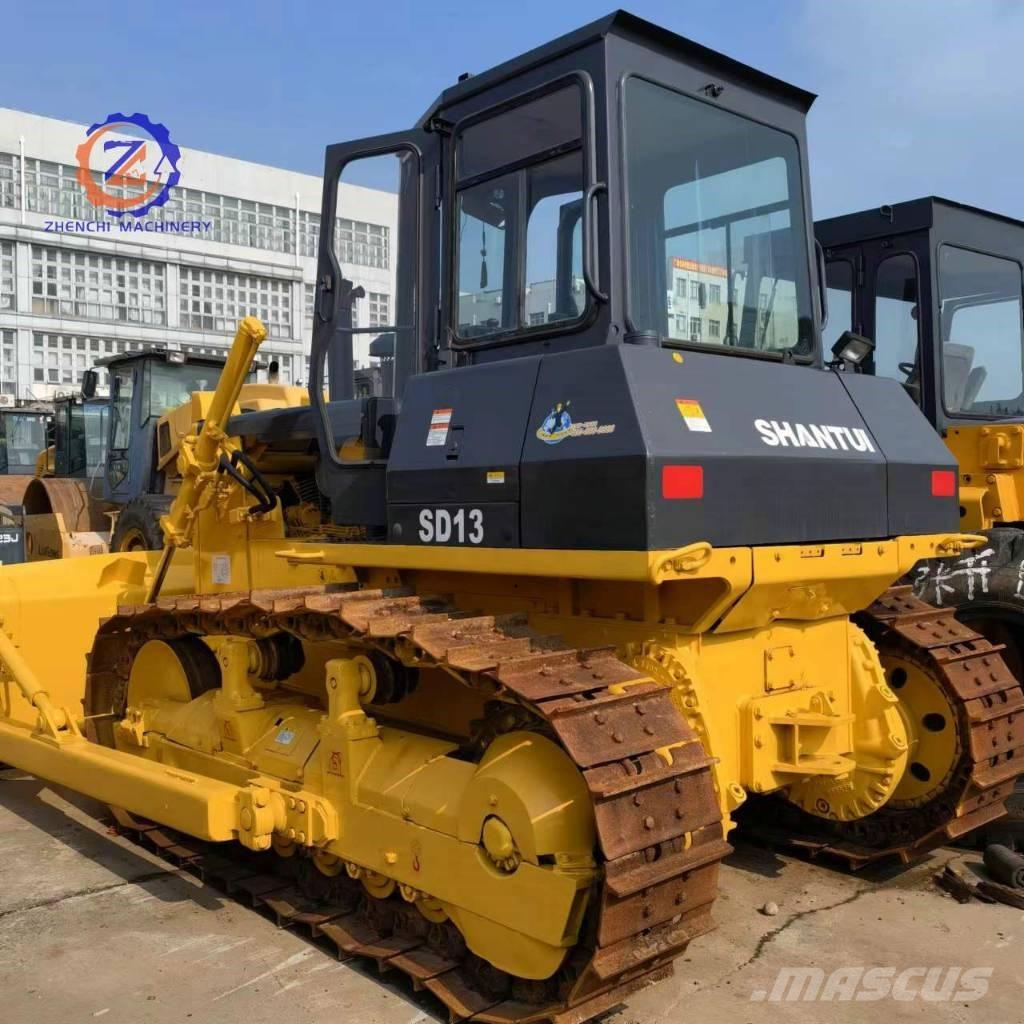 Shantui SD 13 Paletli dozerler