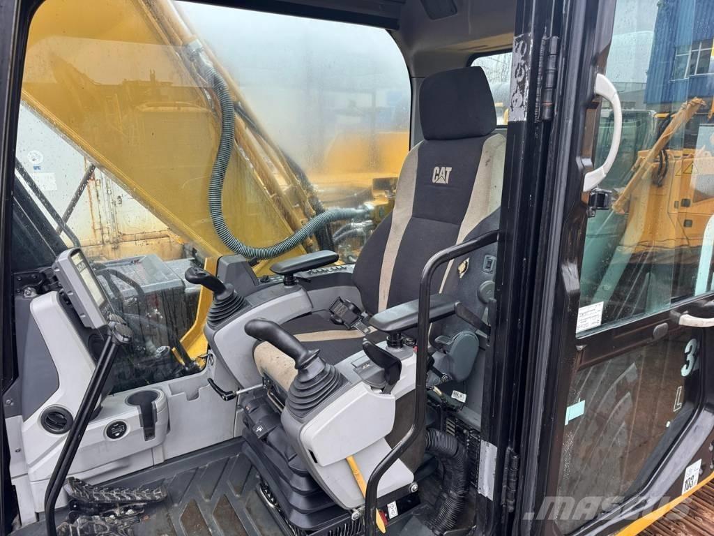 CAT 324 EL Paletli ekskavatörler