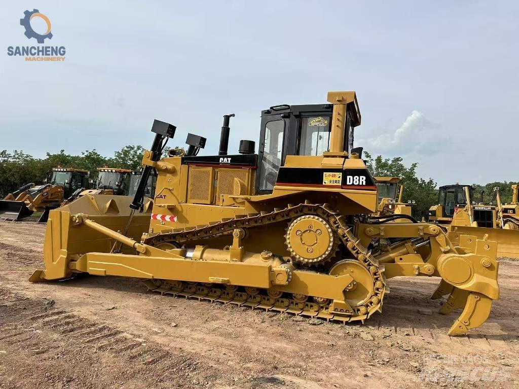 CAT D8R Paletli dozerler