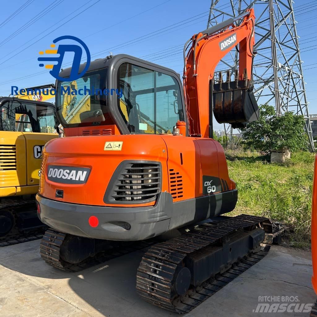 Doosan DX 60 Paletli ekskavatörler