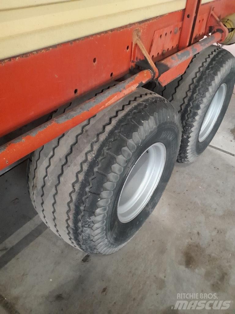 Krone Turbo 5000 Kendi yükler römorklar