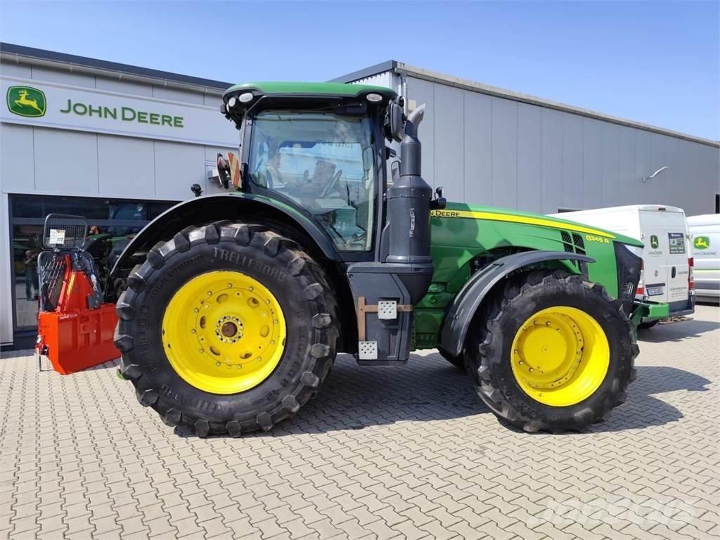 John Deere 8345R Traktörler