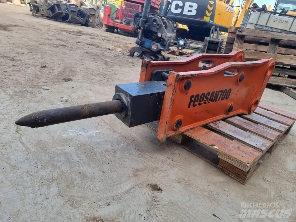 Foosan 700 Hidrolik kırıcılar