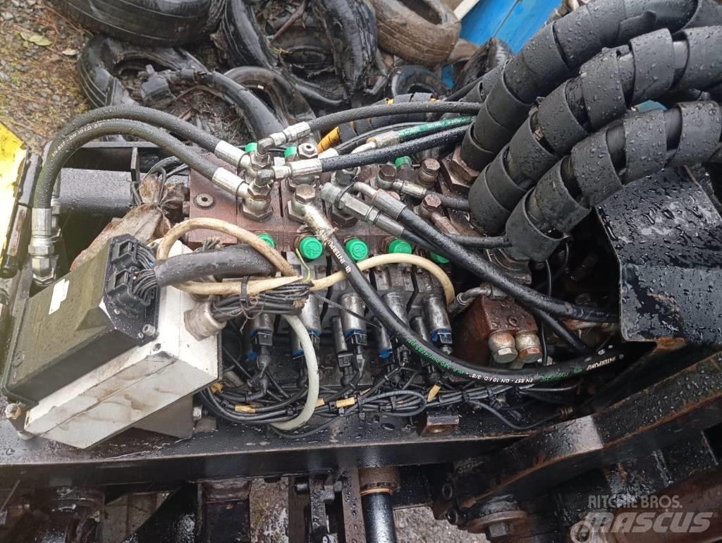 Hyundai 220 HXNLC Ekskavatörler