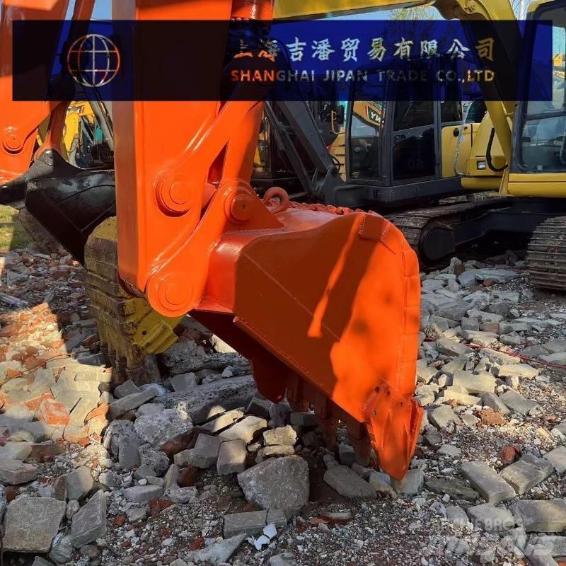 Hitachi ZX 135 Paletli ekskavatörler
