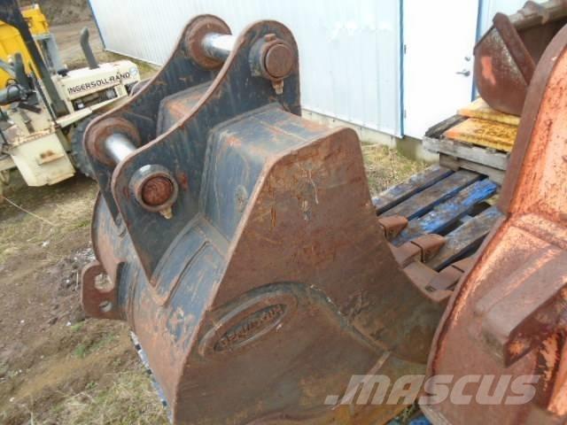 Komatsu PC 200 LC-8 Paletli ekskavatörler