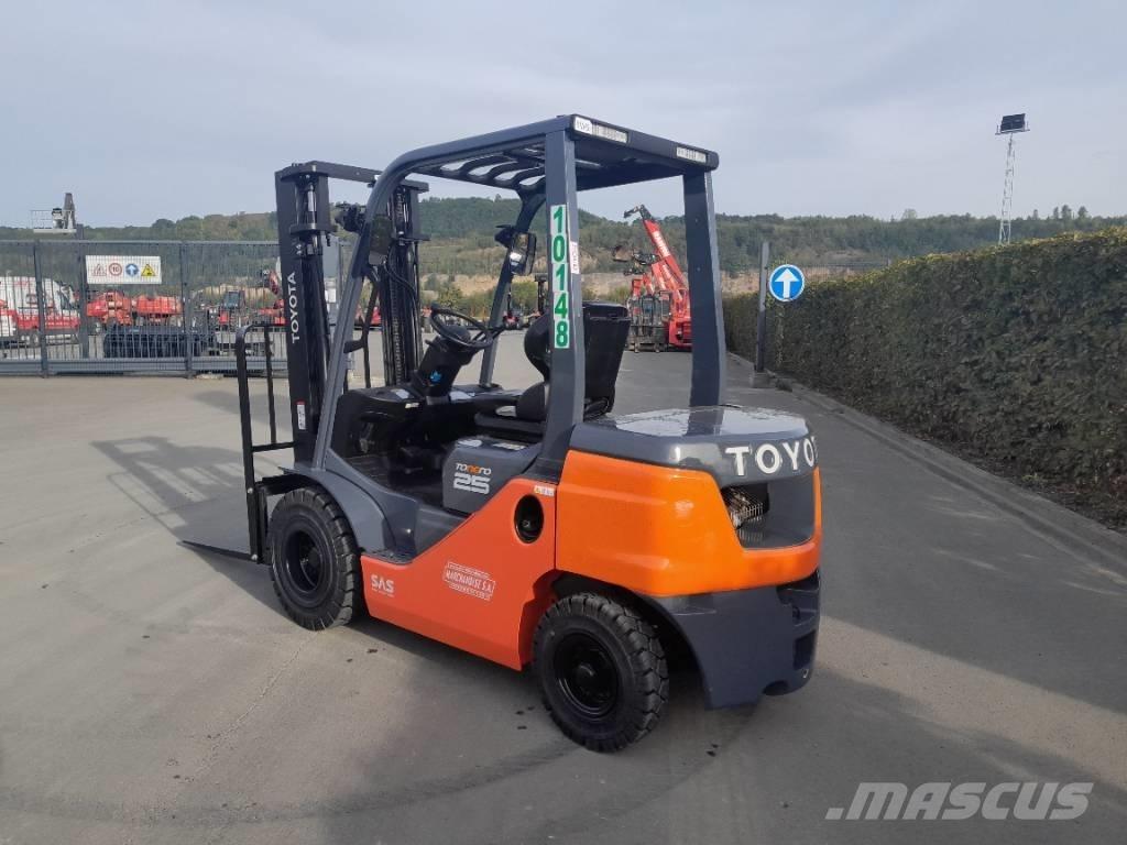 Toyota 52-8 FDF 25 Dizel forkliftler