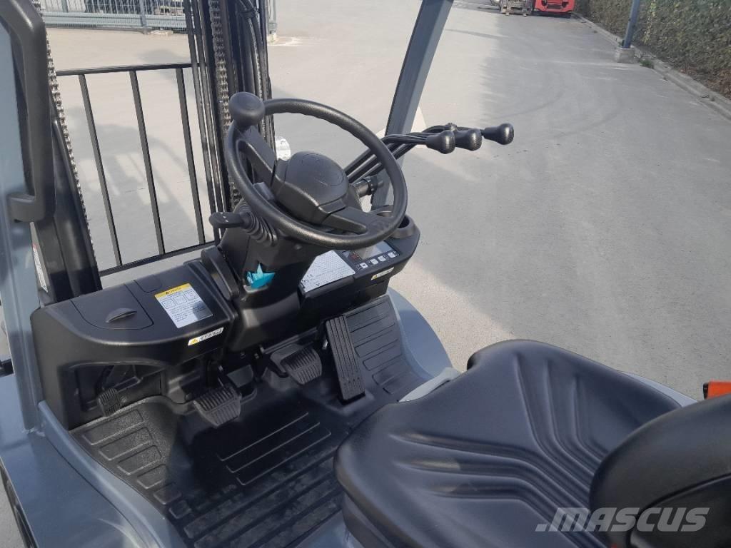 Toyota 52-8 FDF 25 Dizel forkliftler