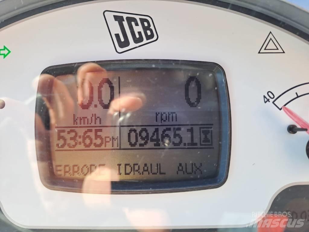 JCB Fastrac 8250 Traktörler