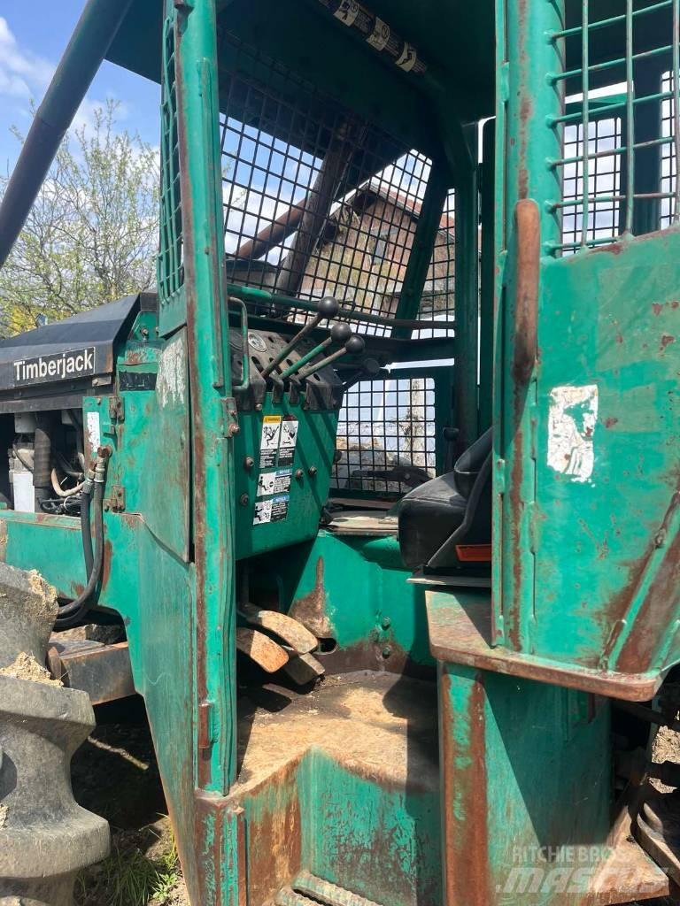 Timberjack 240A Sürütücüler