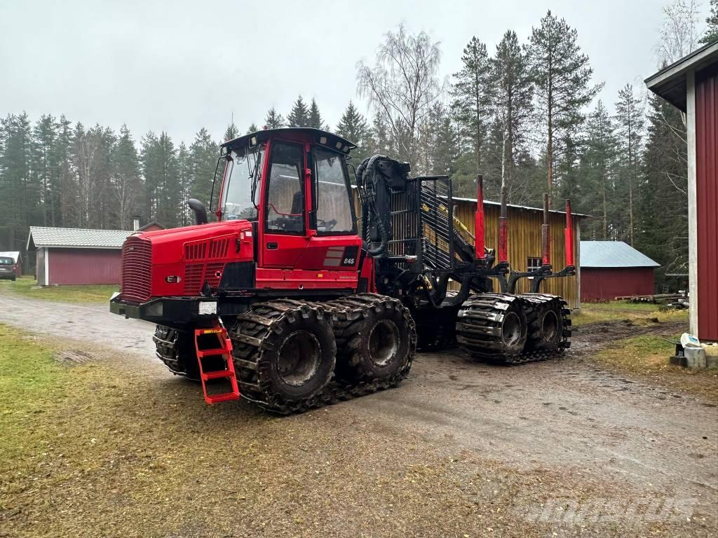 Komatsu 845 Tomruk yükleyici traktörler