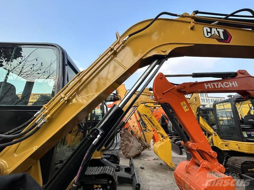 CAT 305.5E2 Paletli ekskavatörler