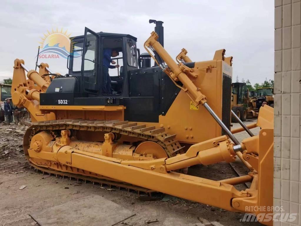 Shantui SD 32 Paletli dozerler