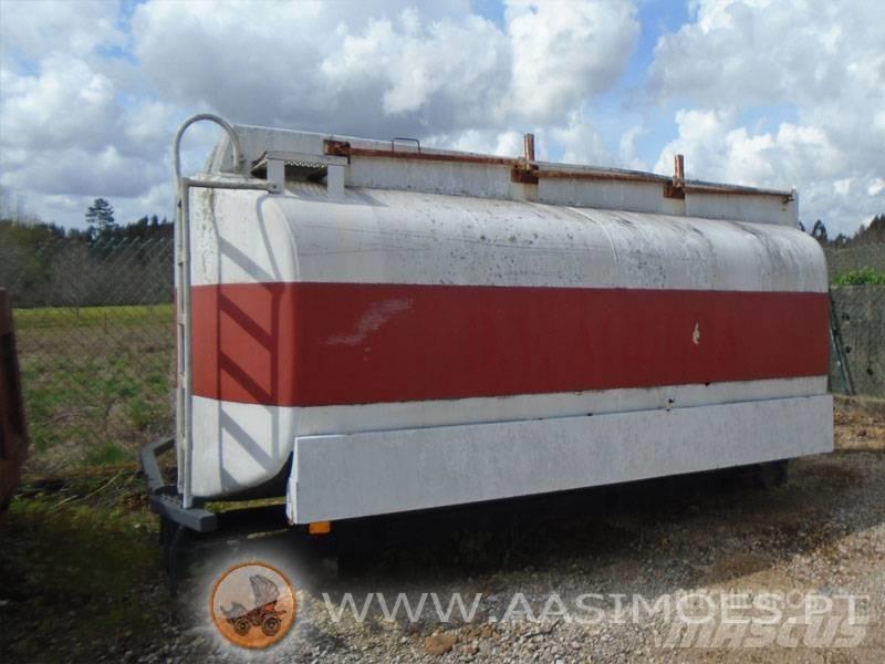 Volvo cisterna Diger kamyonlar
