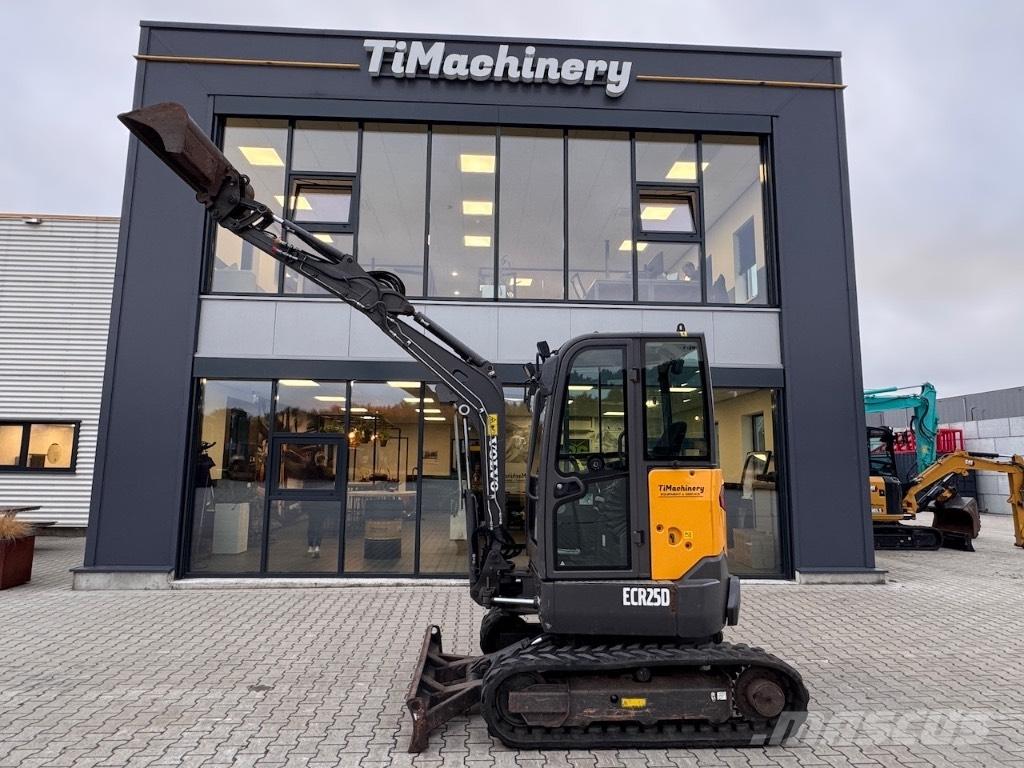 Volvo ECR 25 D Mini ekskavatörler, 7 tona dek