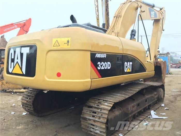 CAT 320 D Paletli ekskavatörler