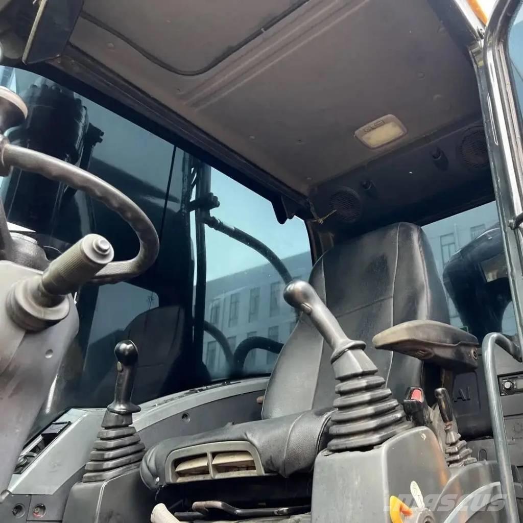 Hyundai R210W-9T Lastik tekerli ekskavatörler