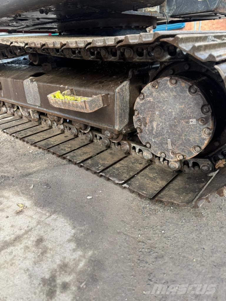 Hitachi ZX 135 US Paletli ekskavatörler