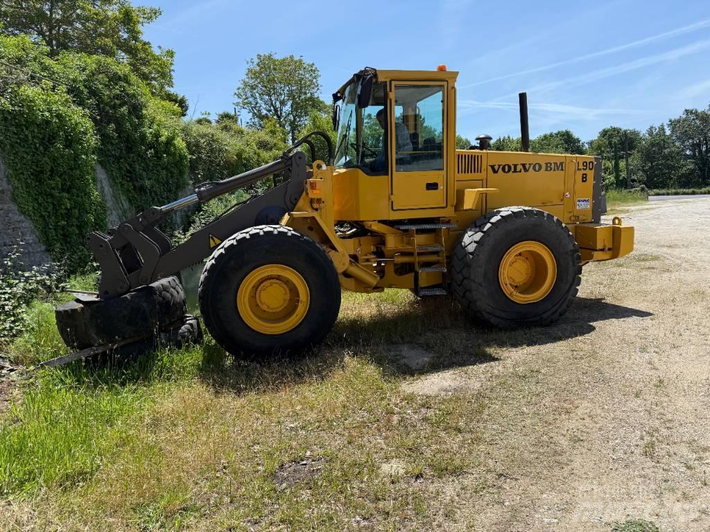 Volvo L90B Tekerlekli yükleyiciler