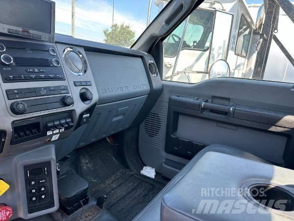 Ford F 750 Atik kamyonlari
