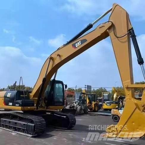 CAT 330 D Paletli ekskavatörler