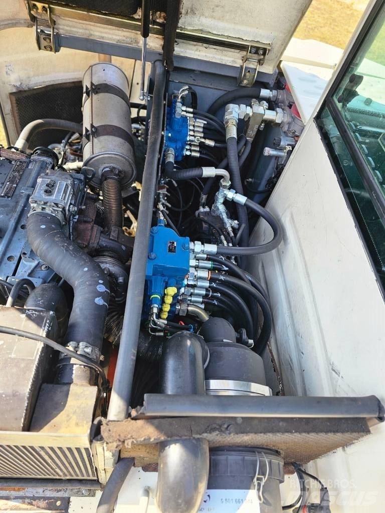 Terex TW 85 Lastik tekerli ekskavatörler
