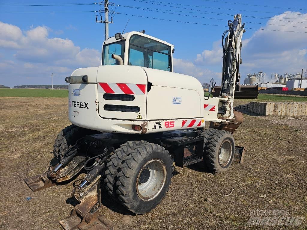 Terex TW 85 Lastik tekerli ekskavatörler