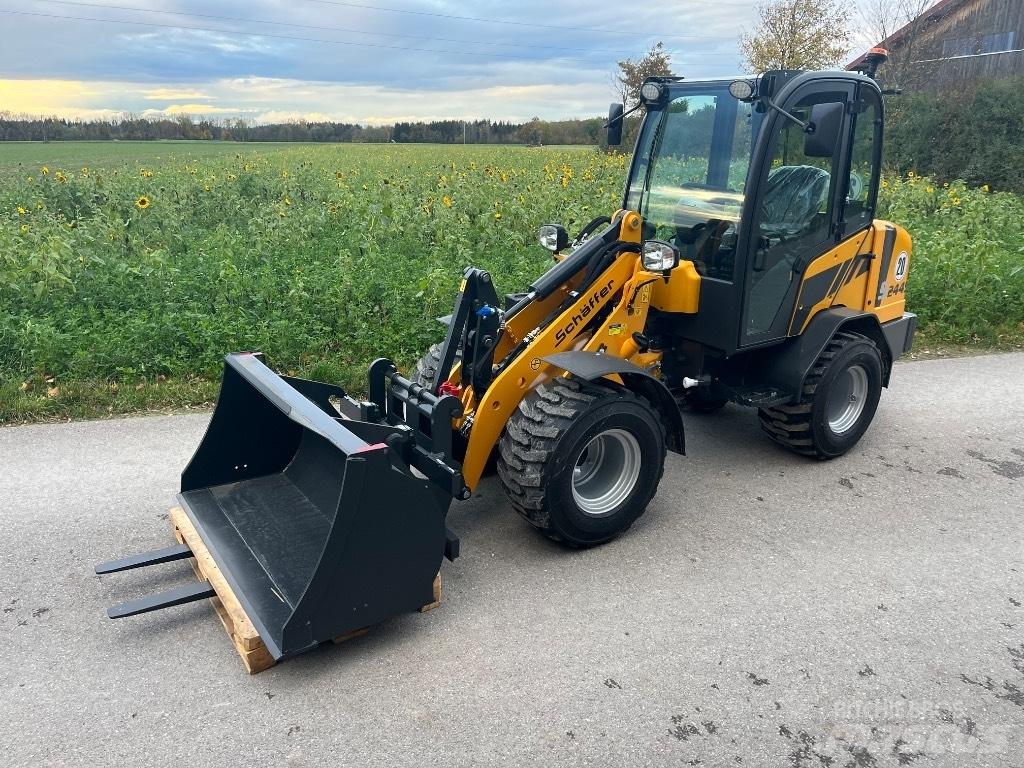 Schäffer 2445S Skid steer loderler