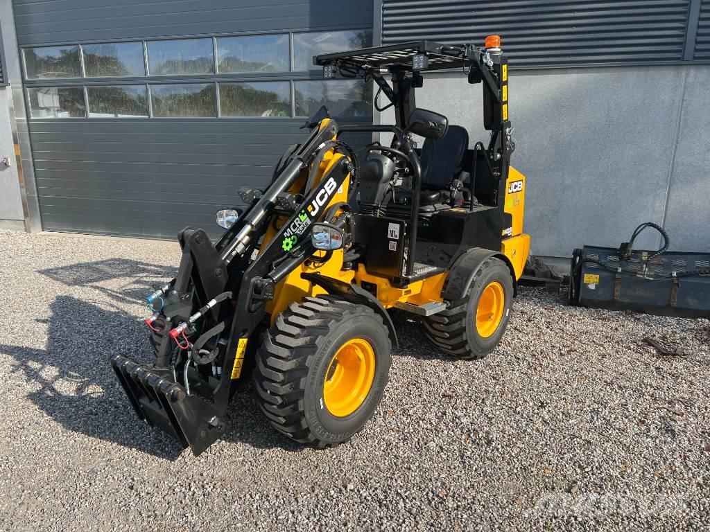 JCB 403 Plus Mini yükleyiciler