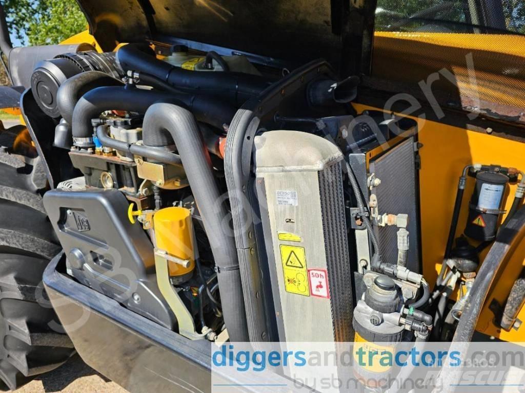 JCB 526-56 Agri Tarimsal teleskopik yükleyiciler
