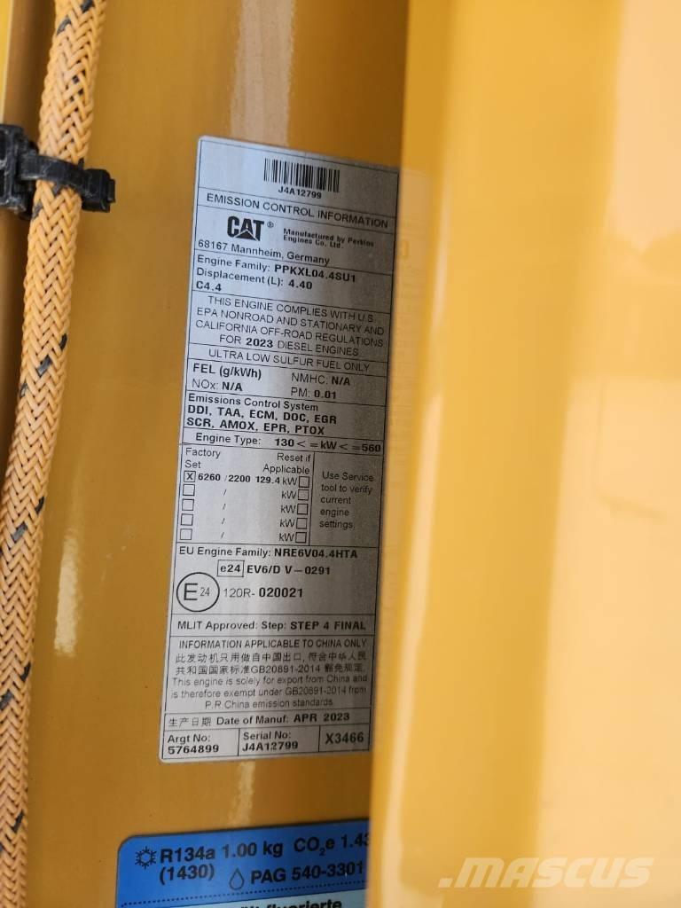 CAT M 318 Lastik tekerli ekskavatörler