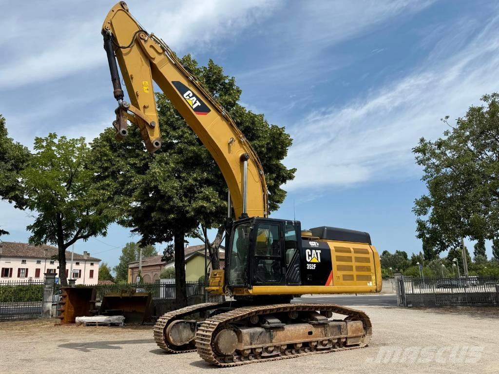 CAT 352 F Paletli ekskavatörler