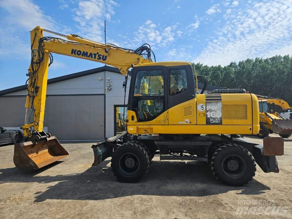 Komatsu PW 160-7 Lastik tekerli ekskavatörler